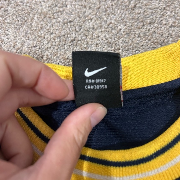 Vintage look nike team university of Michigan Blue and Yellow Sleeveless Jersey - Picture 3 of 3